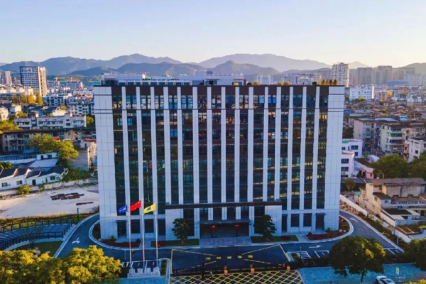 樓志堅副市長一行蒞臨中立建設(shè)走訪調(diào)研